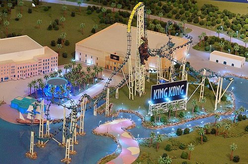 Universal Studios Dubailand, Universal theme park, Dubai, UAE,park, family entertainment centre, Hollywood, New York, Surf City, Epic Adventures and Legendary Heroes.