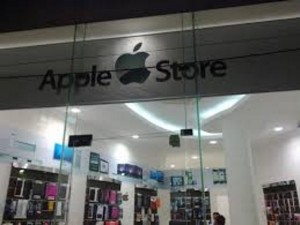 Apple Store in Dubai