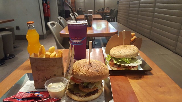 Burgerfuel Restaurant Dubai - Review - Delicious Burgers