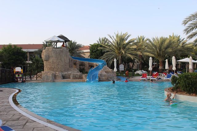 Fujairah Rotana Hotel - Pool