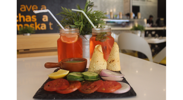 Masala Pot Restaurant - Business Bay Dubai UAE Review - Veg Starter with Drinks 