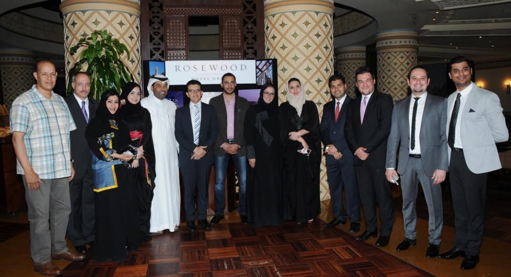  A collection of VIP guests with Rosewood Jeddah associates at the event.