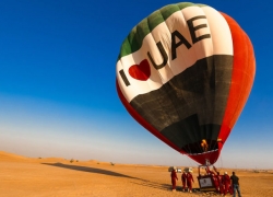 Balloon Ride Dubai – Adventures ride in Dubai sky with falcons
