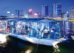 Bateaux Dubai House Beverage Package – luxury cruise in dubai