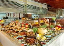 Restaurants Serving Buffet In Dubai, United Arab Emirates