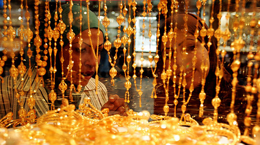 Gold Souk Dubai, traditional market, Al Dhagaya, City of Gold, jewelries, gold money, Dubai Gold opening hours, UAE, Dubai