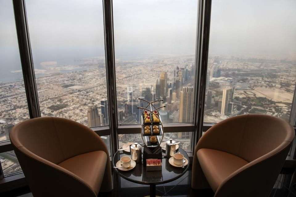 Burj Khalifa lounge Dubai- Highest Lounge in World