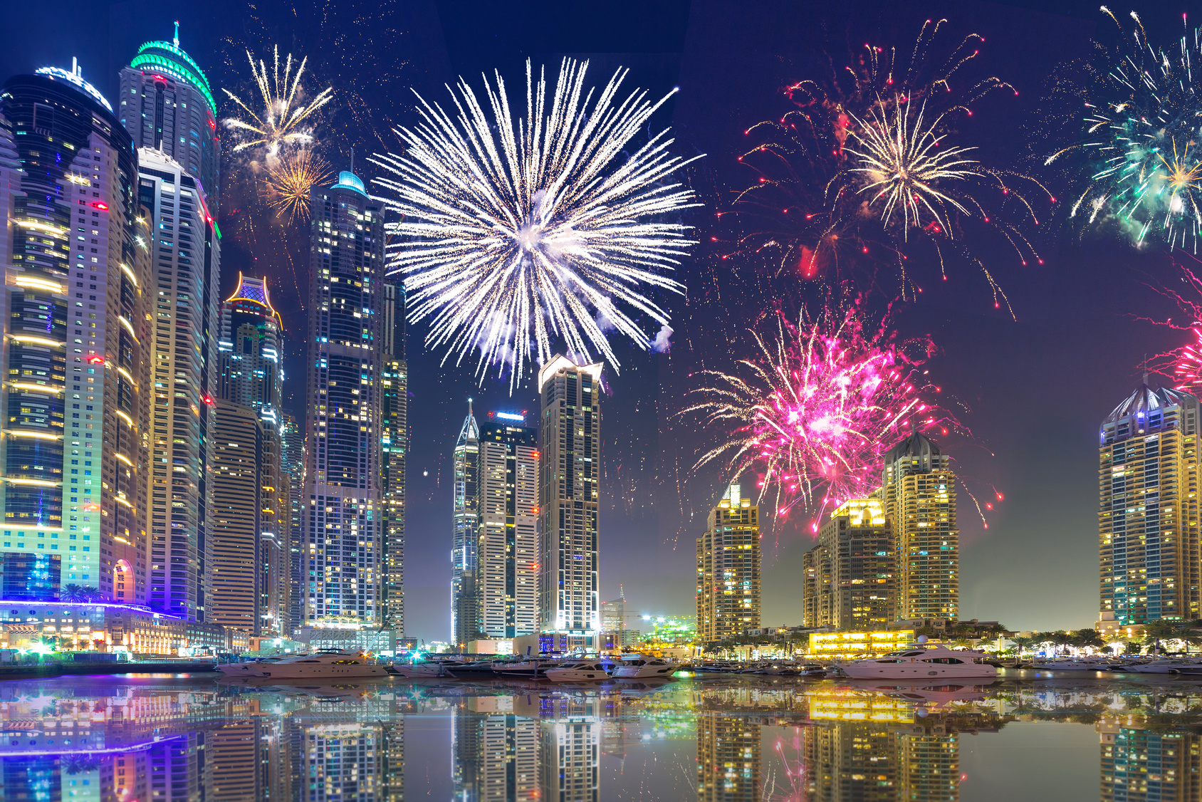 New Year 2018 Fireworks in Dubai UAE. Latest Events in UAE